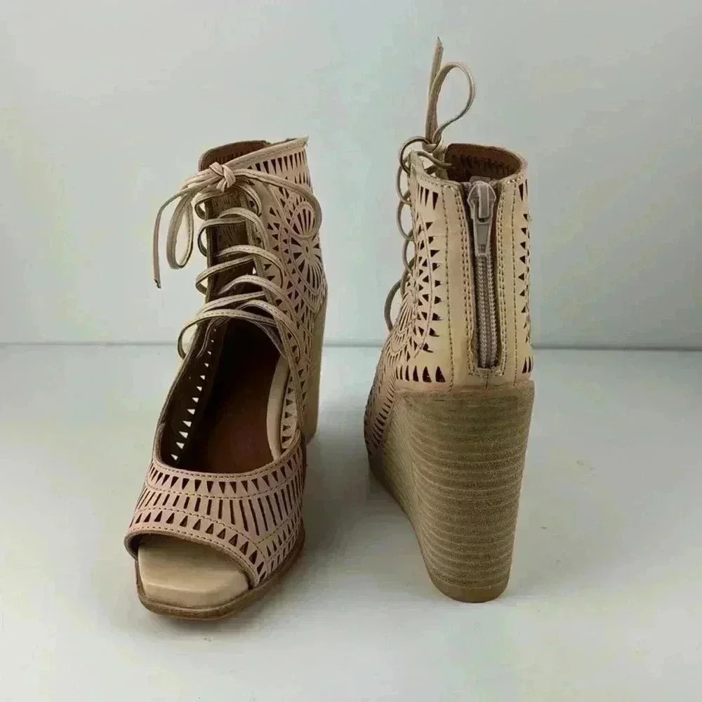 JEFFREY CAMPBELL SIZE 7.5 NW Box WEDGE EYELET CUT OUT LEATHER BOHO OPEN TOE - Picture 5 of 11